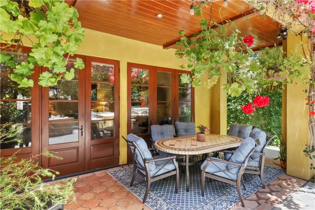 12226 Paisley Lane, Los Angeles, CA 90049 — photo 4 of 29