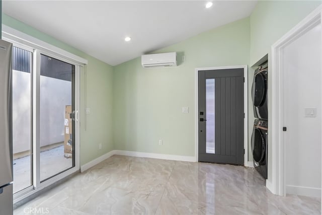 22241 Wyandotte, Canoga Park, CA 91303 — photo 22 of 44