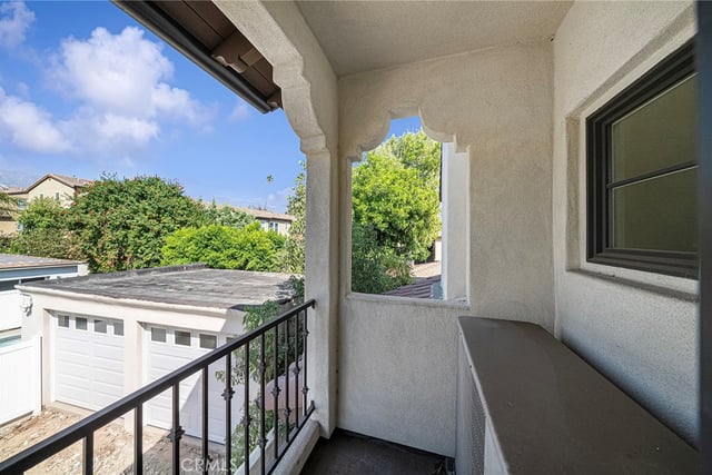 262 N Wilson Avenue 104, Pasadena, CA 91106 — photo 21 of 28
