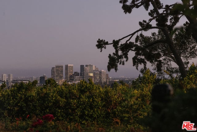 1122 La Altura Road, Beverly Hills, CA 90210 — photo 54 of 57
