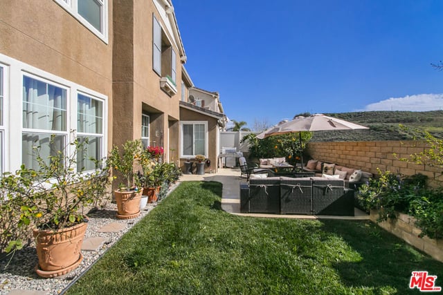 26070 Medici Court, Santa Clarita, CA 91350 — photo 12 of 37