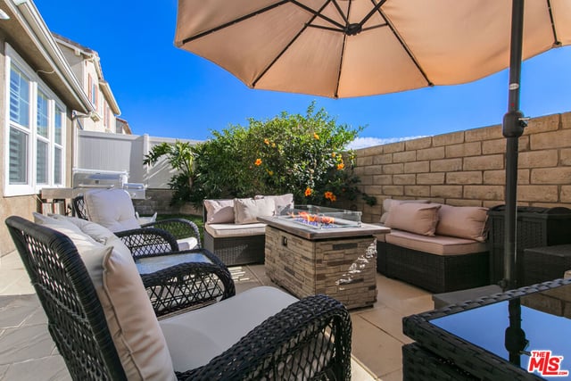 26070 Medici Court, Santa Clarita, CA 91350 — photo 13 of 37