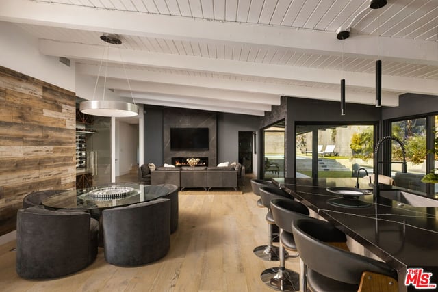 344 Arno Way, Pacific Palisades, CA 90272 — photo 11 of 35