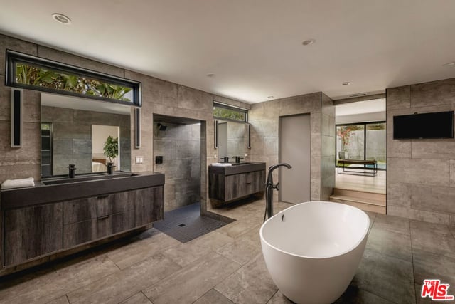 344 Arno Way, Pacific Palisades, CA 90272 — photo 18 of 35