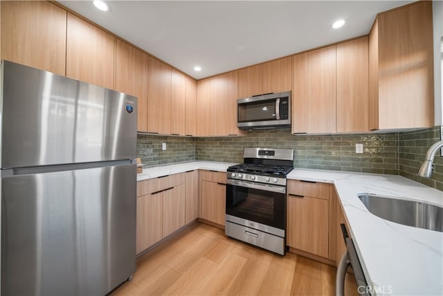 936 Centennial 6, Los Angeles, CA 90012 — photo 8 of 16