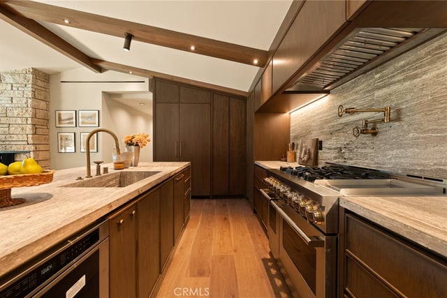 3655 Wrightwood Drive, Studio City, CA 91604 — photo 13 of 48