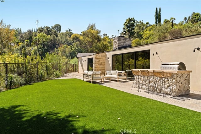 3655 Wrightwood Drive, Studio City, CA 91604 — photo 24 of 48