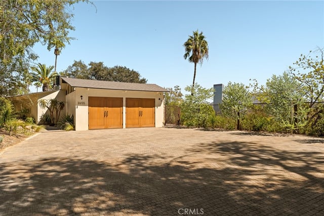 3655 Wrightwood Drive, Studio City, CA 91604 — photo 27 of 48