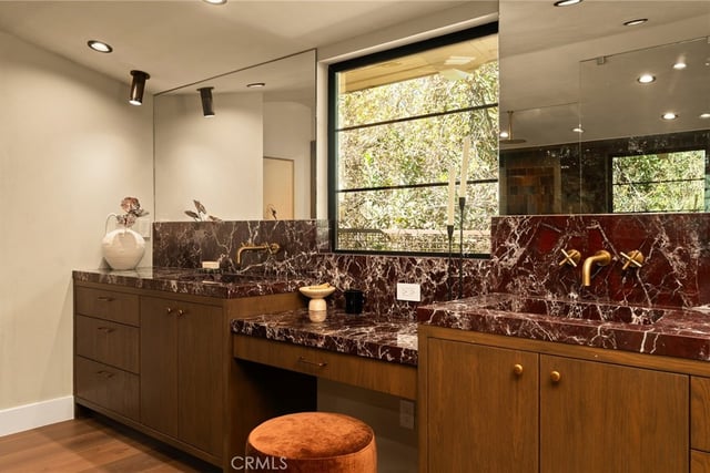 3655 Wrightwood Drive, Studio City, CA 91604 — photo 31 of 48