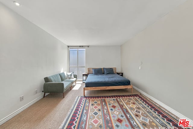 949 N Kings Road 309, West Hollywood, CA 90069 — photo 18 of 42