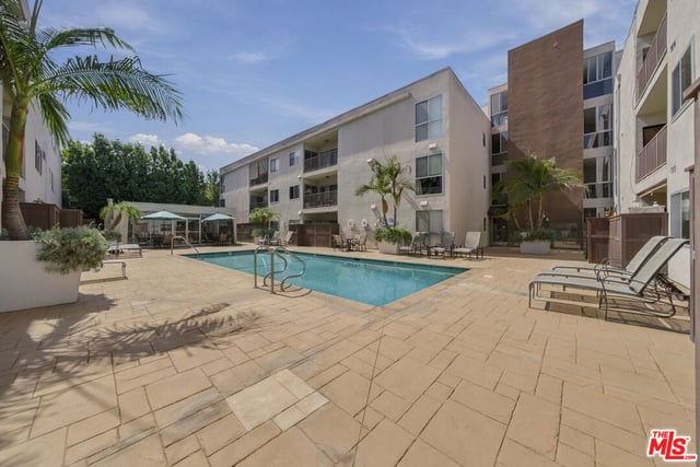 949 N Kings Road 309, West Hollywood, CA 90069 — photo 32 of 42
