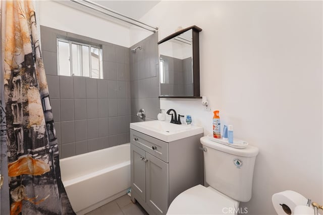6238 Longridge Avenue, Van Nuys, CA 91401 — photo 15 of 28