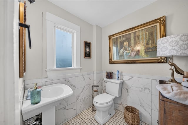 410 E Alvarado, Pomona, CA 91767 — photo 16 of 39