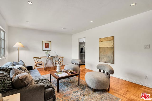 5516 Village Green, Los Angeles, CA 90016 — photo 3 of 30