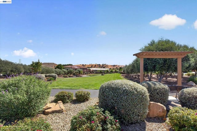 1609 Zinfandel Dr, Brentwood, CA 94513 — photo 40 of 59