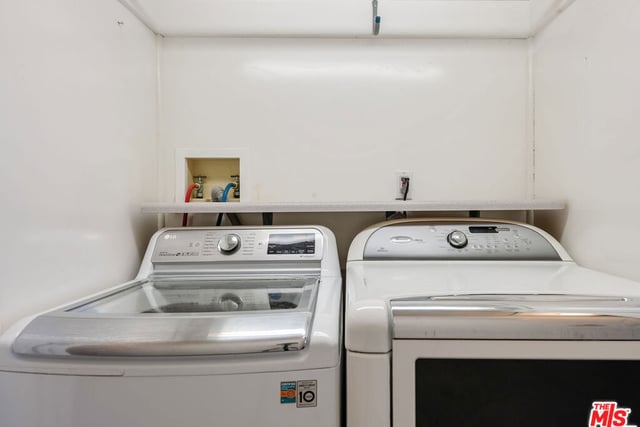 1221 N Frederic Street, Burbank, CA 91505 — photo 40 of 74