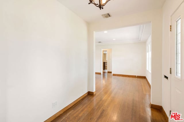 1221 N Frederic Street, Burbank, CA 91505 — photo 7 of 74