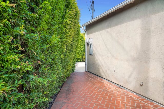 1221 N Frederic Street, Burbank, CA 91505 — photo 72 of 74