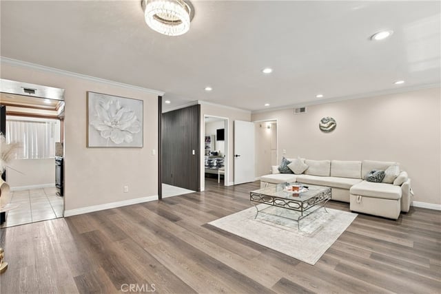 330 Burchett 206, Glendale, CA 91203 — photo 4 of 25