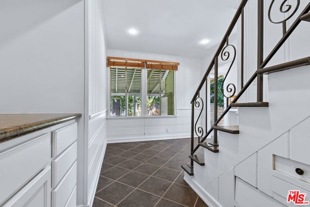 14335 Magnolia Boulevard, Sherman Oaks, CA 91423 — photo 23 of 45