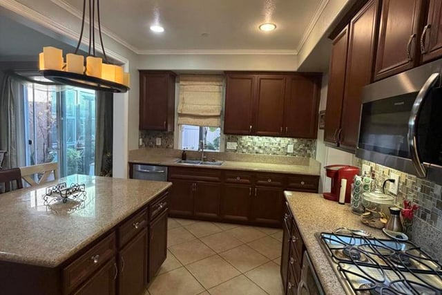 3255 Moss Landing Boulevard, Oxnard, CA 93036 — photo 13 of 35