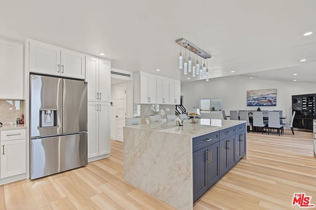 13038 Garris Avenue, Granada Hills, CA 91344 — photo 10 of 38
