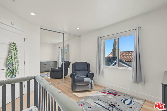 13038 Garris Avenue, Granada Hills, CA 91344 — photo 19 of 38