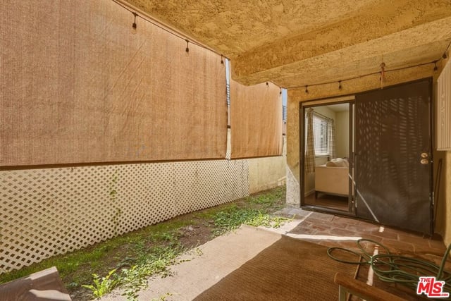 14120 Yukon Avenue 8, Hawthorne, CA 90250 — photo 14 of 34