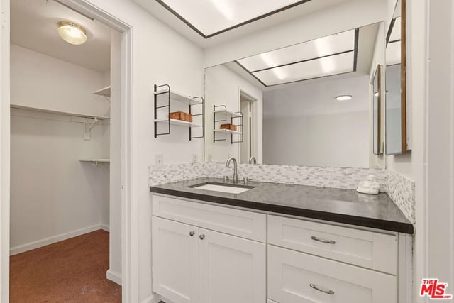 14120 Yukon Avenue 8, Hawthorne, CA 90250 — photo 24 of 34