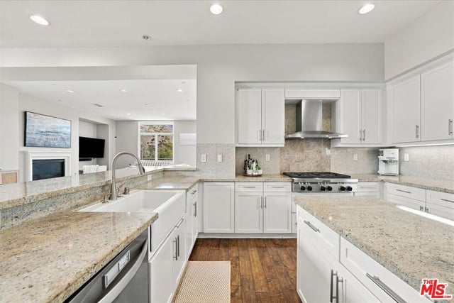 13071 Bluff Creek Drive, Los Angeles, CA 90094 — photo 21 of 70