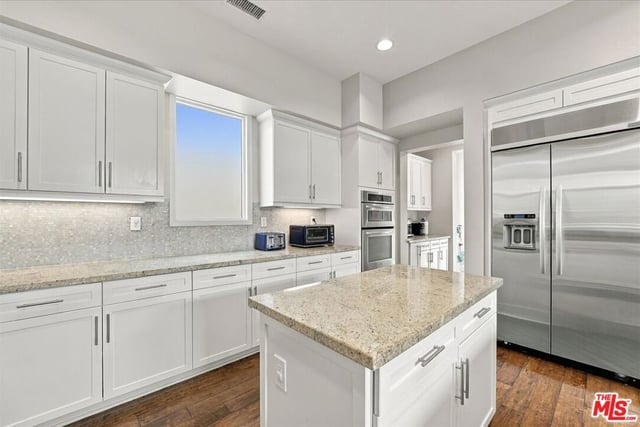 13071 Bluff Creek Drive, Los Angeles, CA 90094 — photo 25 of 70