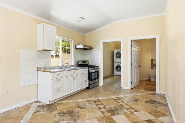 3305 Community Avenue, Glendale, CA 91214 — photo 41 of 73
