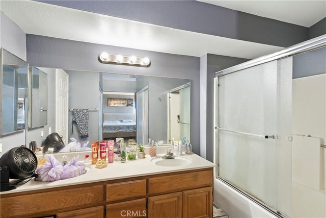 5703 Evergem Avenue, Palmdale, CA 93552 — photo 13 of 29