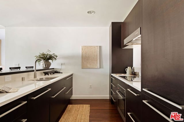 6250 Hollywood Boulevard 7G, Los Angeles, CA 90028 — photo 10 of 28