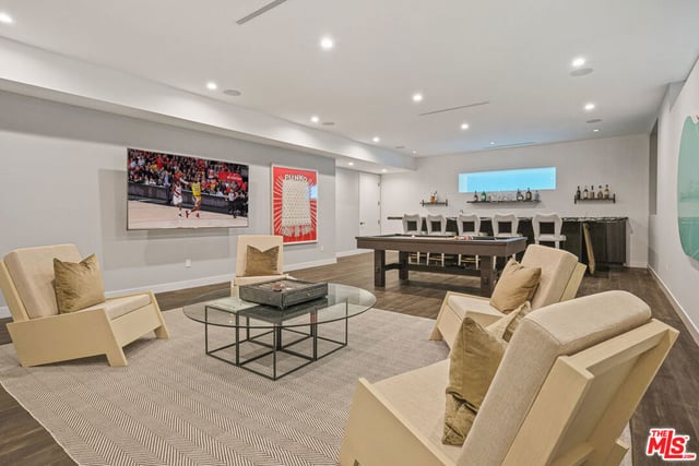 810 N Orlando Avenue, Los Angeles, CA 90069 — photo 19 of 33