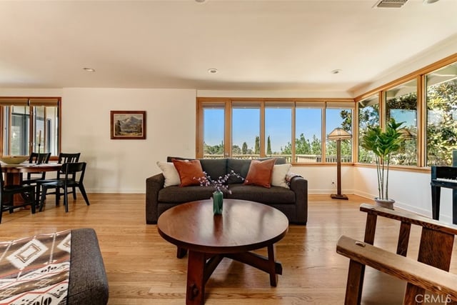 13201 Cheltenham, Sherman Oaks, CA 91423 — photo 10 of 43