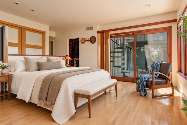 13201 Cheltenham, Sherman Oaks, CA 91423 — photo 23 of 43