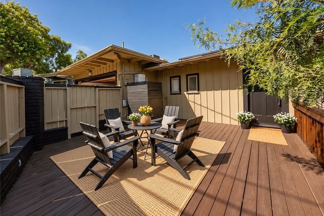 13201 Cheltenham, Sherman Oaks, CA 91423 — photo 3 of 43