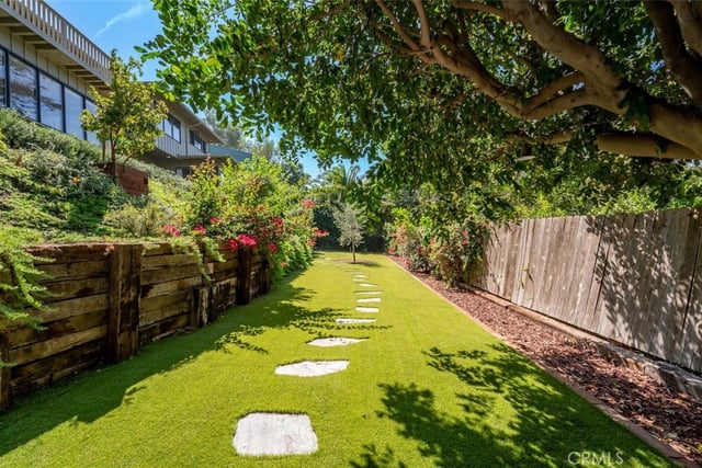 13201 Cheltenham, Sherman Oaks, CA 91423 — photo 39 of 43