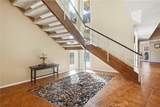 450 Fairway Drive, Palmdale, CA 93551 — photo 8 of 23