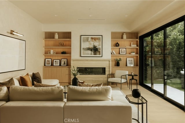 4273 Murietta Avenue, Sherman Oaks, CA 91423 — photo 9 of 30