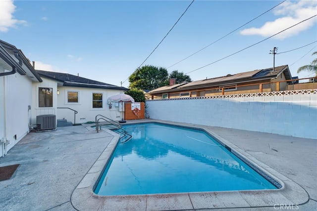 5103 Peabody Street, Long Beach, CA 90808 — photo 26 of 44