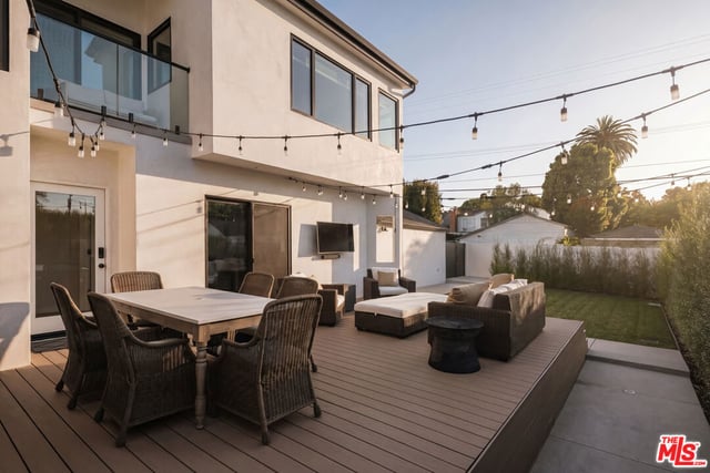 363 22nd Street, Santa Monica, CA 90402 — photo 14 of 24