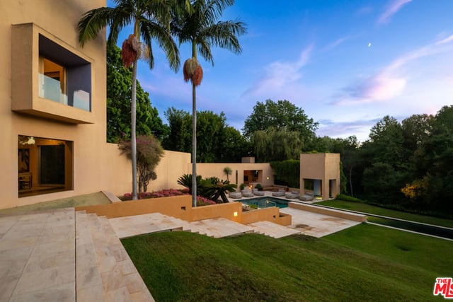 223 N Carmelina Avenue, Los Angeles, CA 90049 — photo 19 of 27