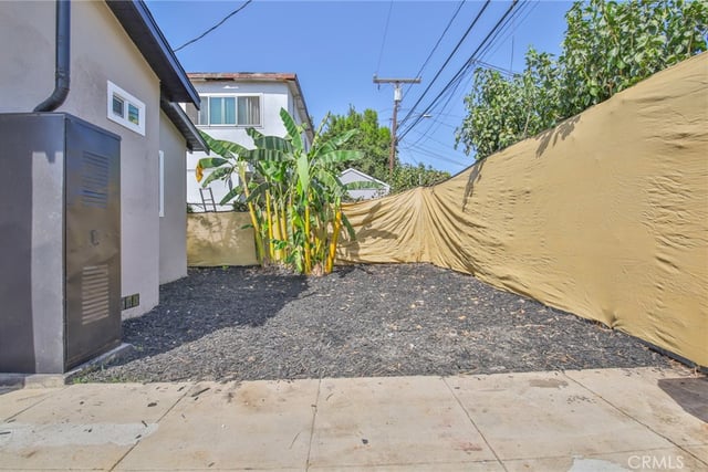 1433 W 96th, Los Angeles, CA 90047 — photo 23 of 38