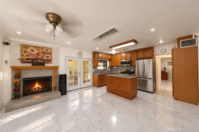 13117 Avonlea, Norwalk, CA 90650 — photo 14 of 61
