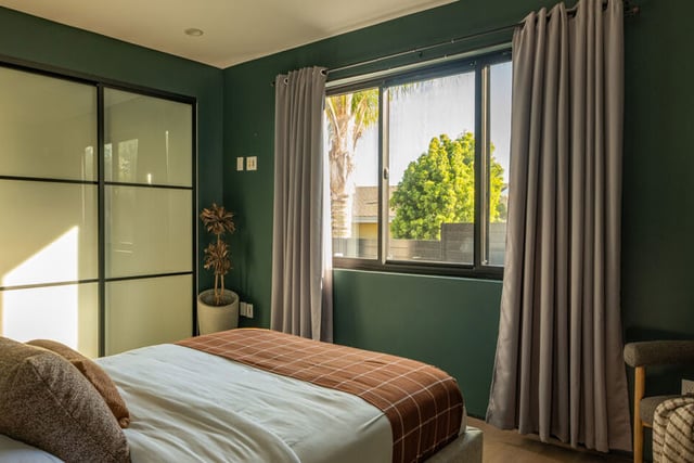 7139 Macapa Drive, Los Angeles, CA 90068 — photo 16 of 62
