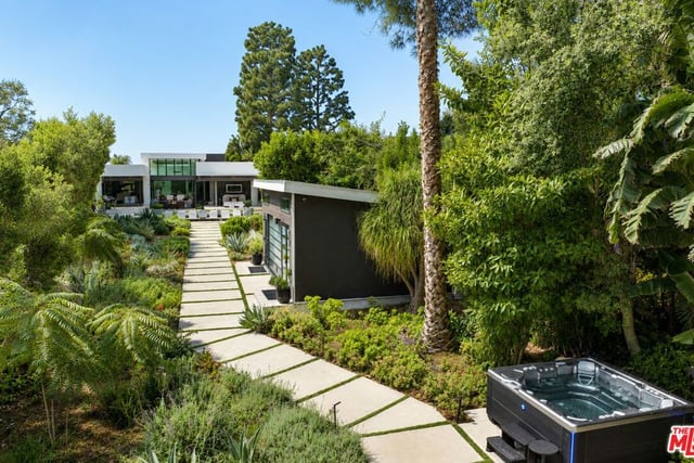 7139 Macapa Drive, Los Angeles, CA 90068 — photo 2 of 62