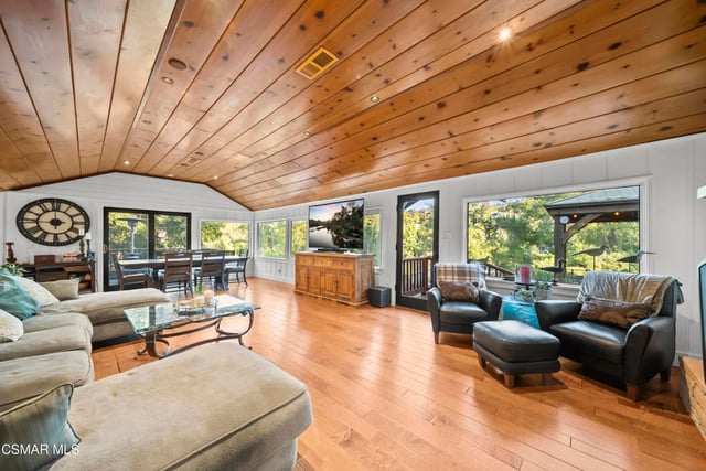 2315 Terrace Lane, Agoura Hills, CA 91301 — photo 12 of 53
