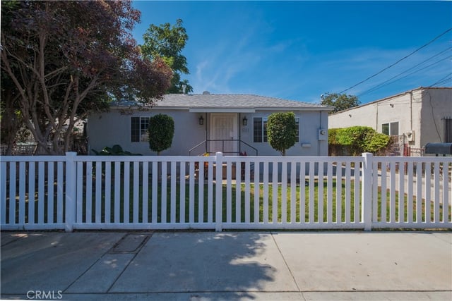 609 N Crane Avenue Avenue, Compton, CA 90221 — photo 6 of 32